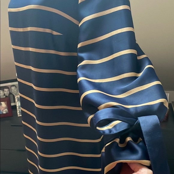 Navy Striped Dress with Bow Sleeves Size 8 - Picture 6 of 8